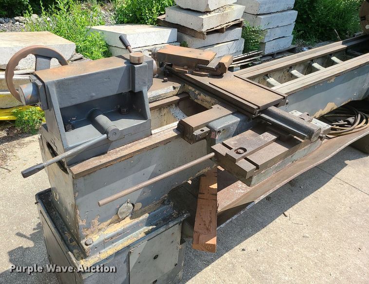 image for item LE9115 Summit  metal lathe