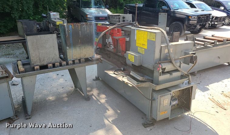 image for item LE9116 HEM 1200LAR  bandsaw