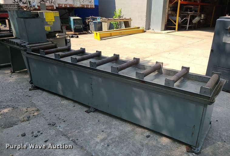 image for item LE9116 HEM 1200LAR  bandsaw