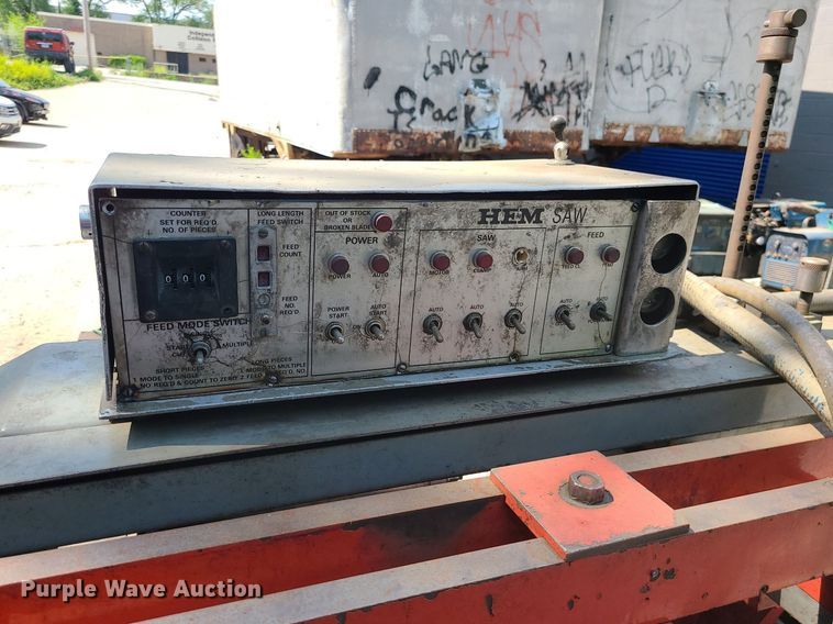 image for item LE9116 HEM 1200LAR  bandsaw