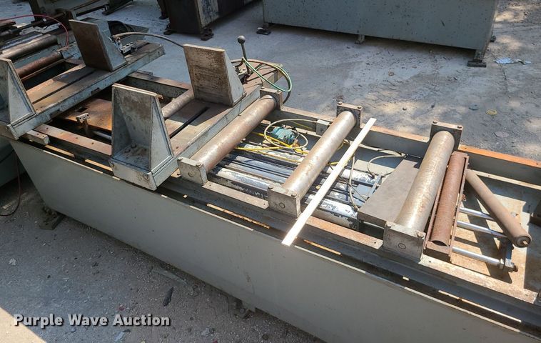 image for item LE9116 HEM 1200LAR  bandsaw