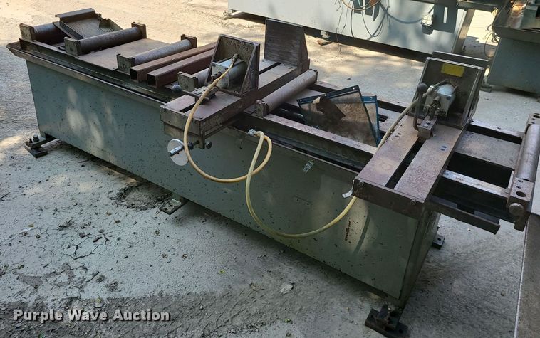 image for item LE9117 HEM 1200A  bandsaw