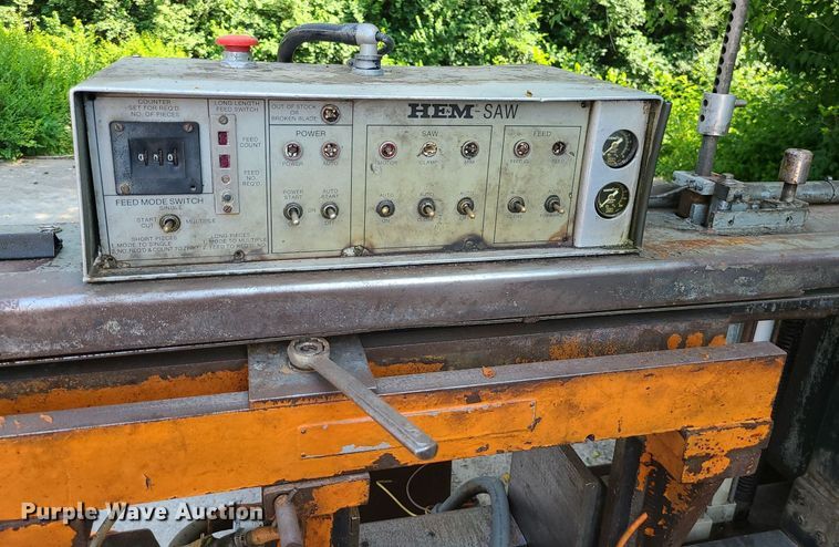 image for item LE9117 HEM 1200A  bandsaw