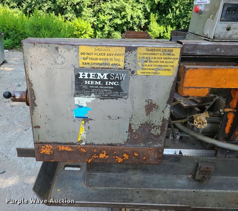 image for item LE9117 HEM 1200A  bandsaw