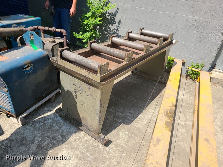 image for item LE9117 HEM 1200A  bandsaw