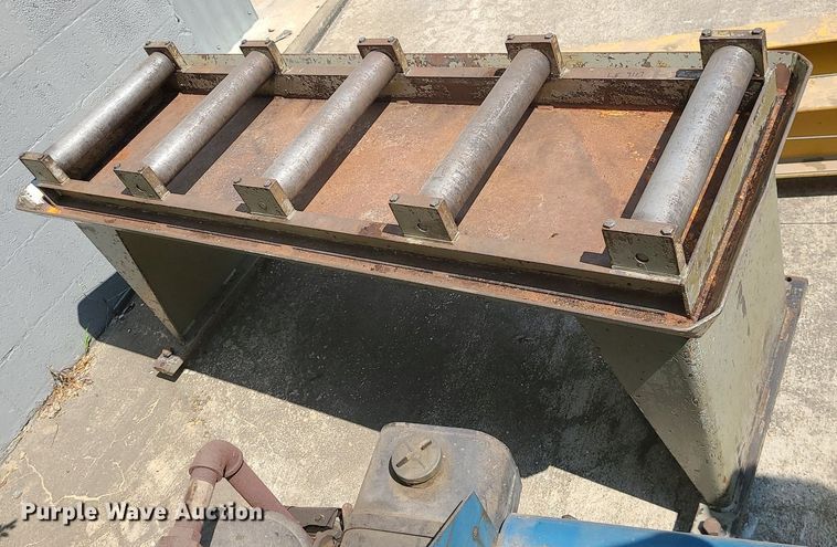 image for item LE9117 HEM 1200A  bandsaw