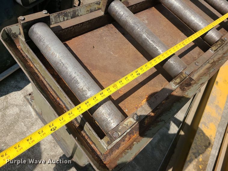 image for item LE9117 HEM 1200A  bandsaw