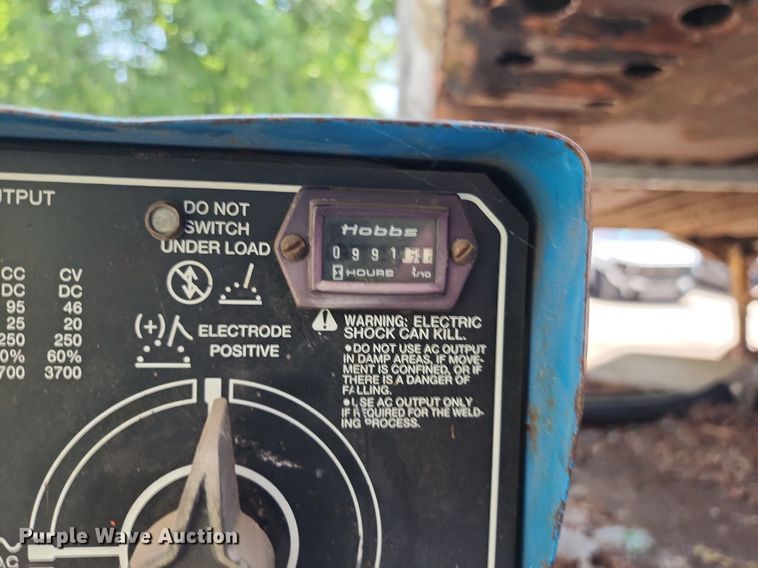 image for item LE9118 (2) Miller welder/generators