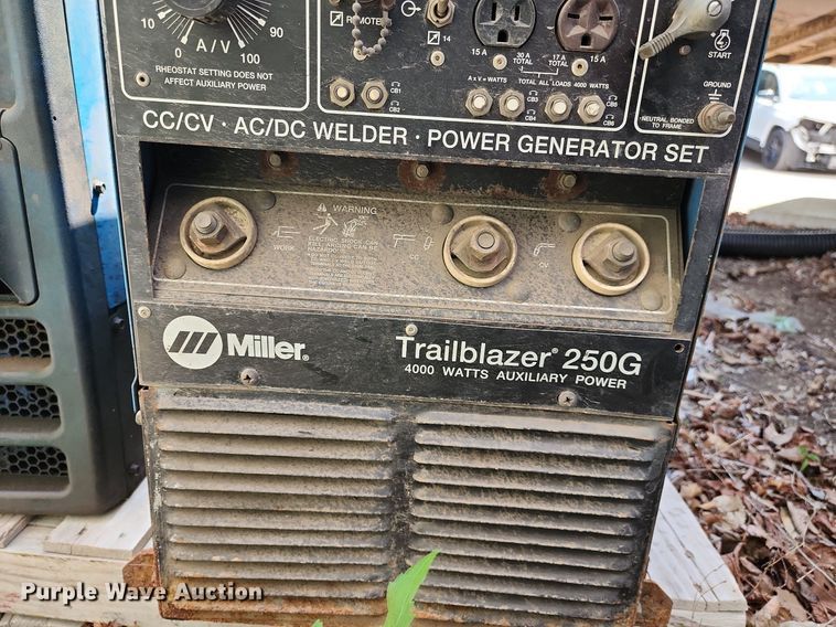 image for item LE9118 (2) Miller welder/generators