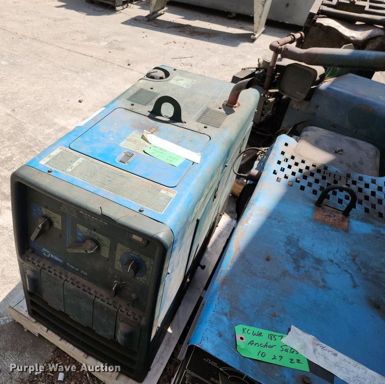 image for item LE9118 (2) Miller welder/generators