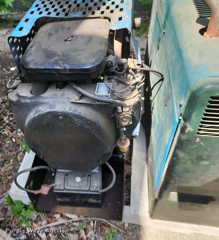 image for item LE9118 (2) Miller welder/generators
