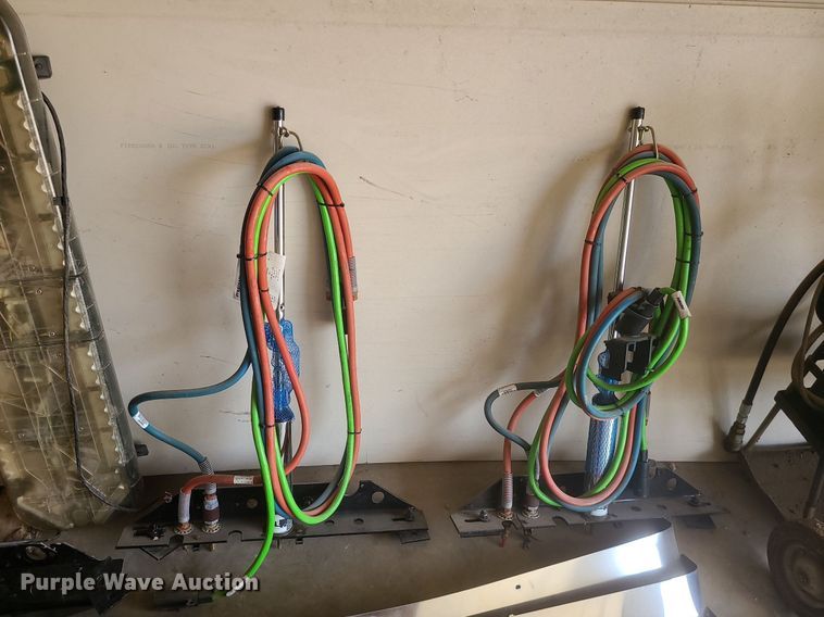 image for item LE9119 Truck parts and accessories