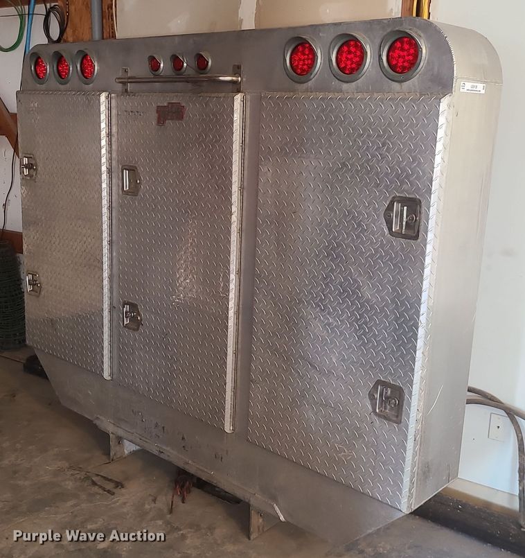 image for item LE9120 Aluminum headache rack