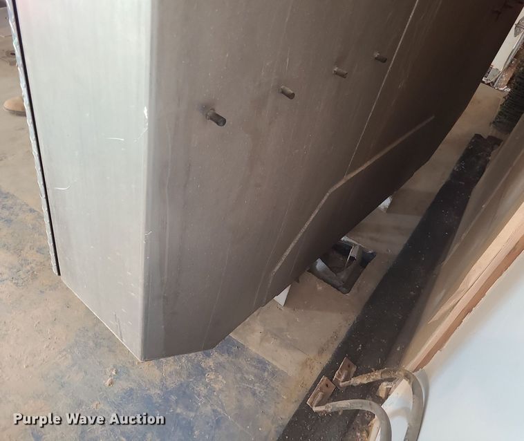 image for item LE9120 Aluminum headache rack