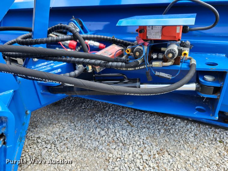 image for item LE9397 2022 Top Cat SSSG72  skid steer grader