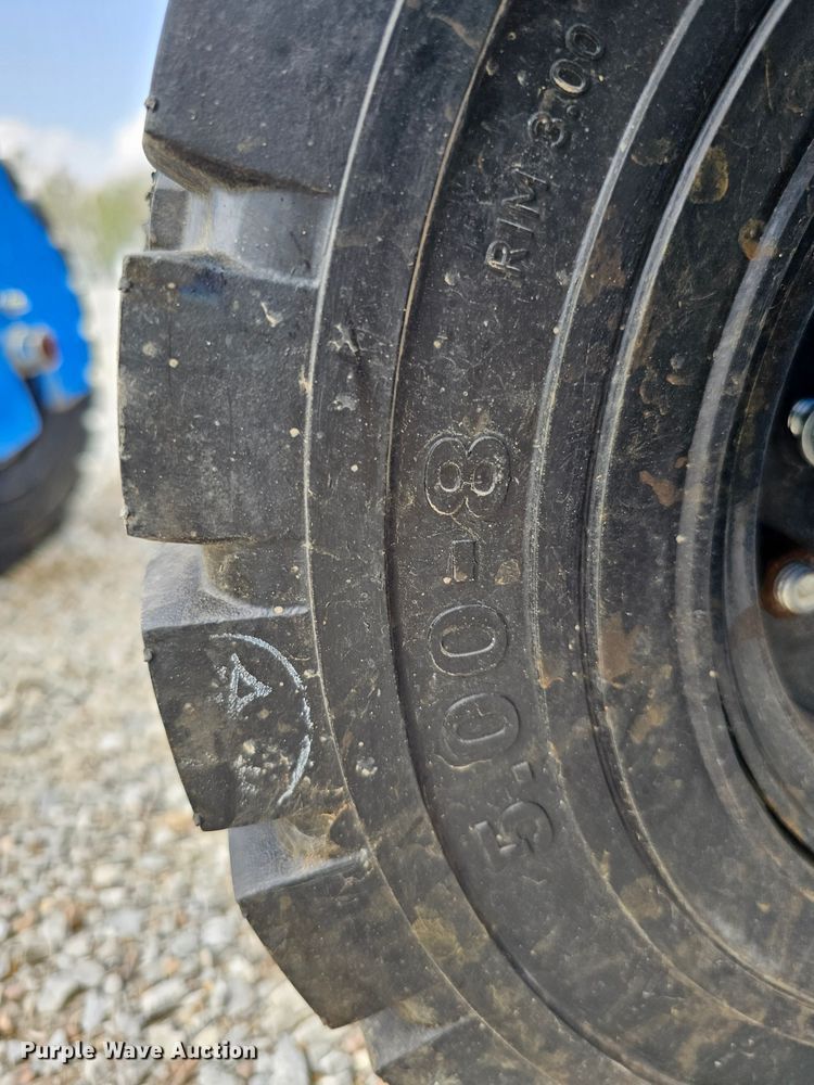 image for item LE9397 2022 Top Cat SSSG72  skid steer grader