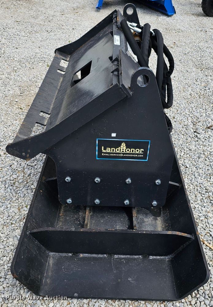 image for item LE9398 Land Honor  skid steer plate compactor