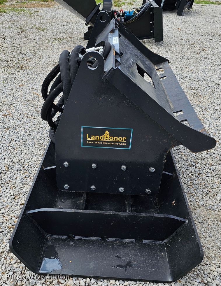 image for item LE9398 Land Honor  skid steer plate compactor