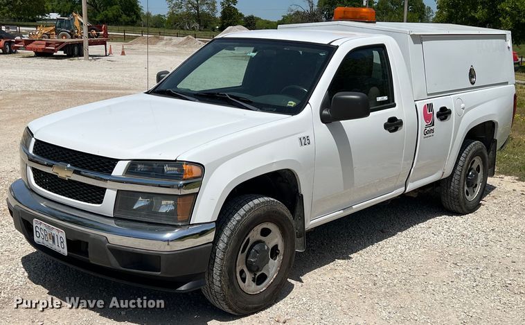 image for item LG9086 2011 Chevrolet Colorado  utility bed pickup truck