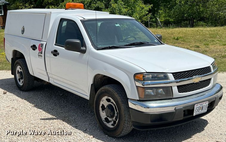 image for item LG9086 2011 Chevrolet Colorado  utility bed pickup truck