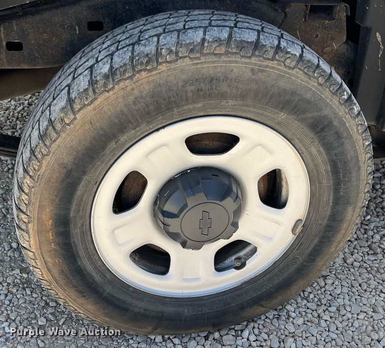 image for item LG9086 2011 Chevrolet Colorado  utility bed pickup truck