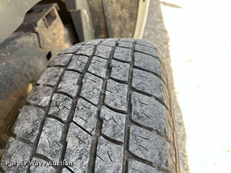 image for item LG9086 2011 Chevrolet Colorado  utility bed pickup truck