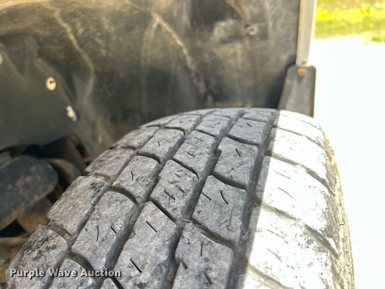 image for item LG9086 2011 Chevrolet Colorado  utility bed pickup truck