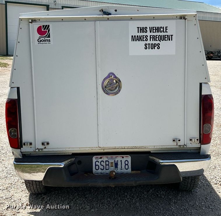 image for item LG9086 2011 Chevrolet Colorado  utility bed pickup truck