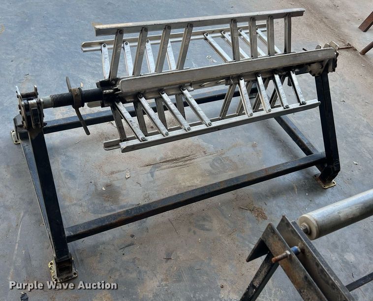 image for item LG9124 Masterson  cold form ribbed panel roll former