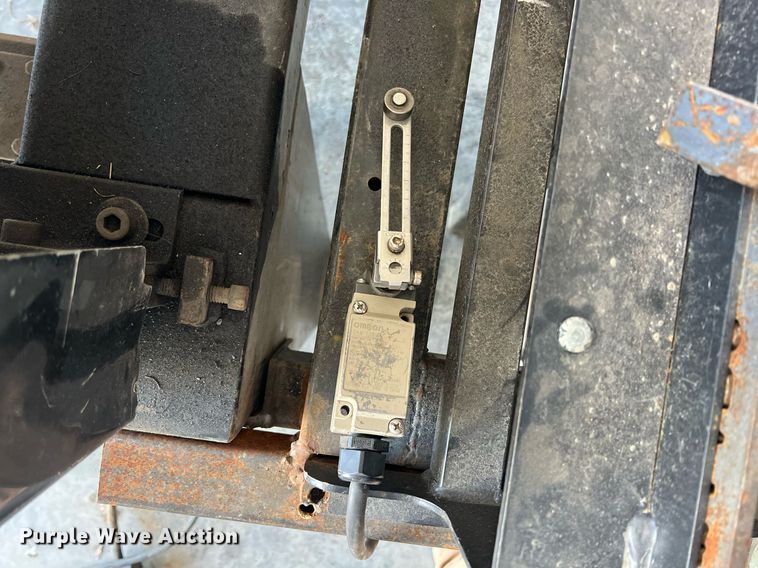 image for item LG9124 Masterson  cold form ribbed panel roll former