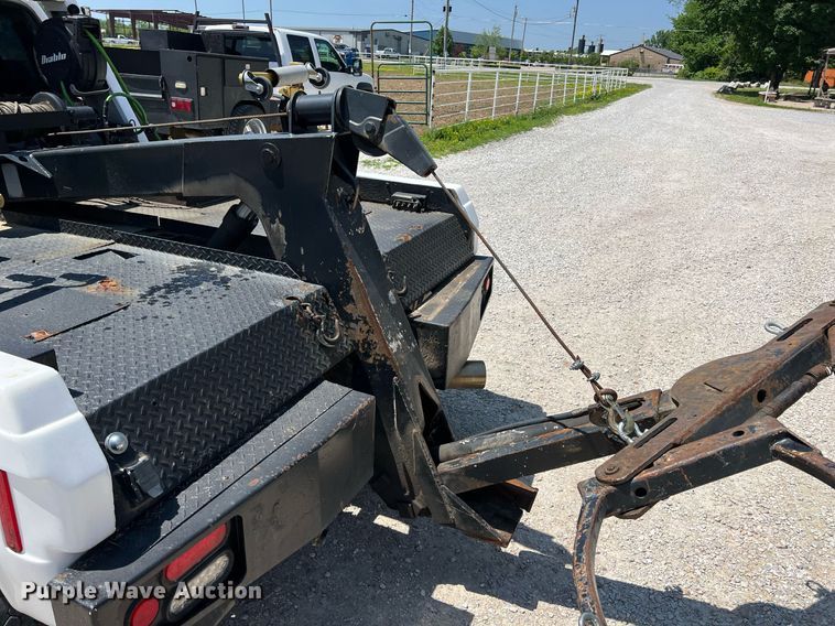 image for item LG9128 2002 Ford F450 Super Duty  tow truck