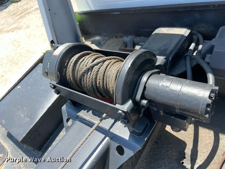 image for item LG9128 2002 Ford F450 Super Duty  tow truck