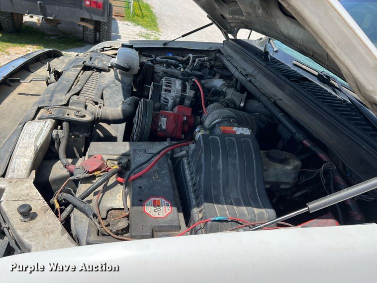 image for item LG9128 2002 Ford F450 Super Duty  tow truck