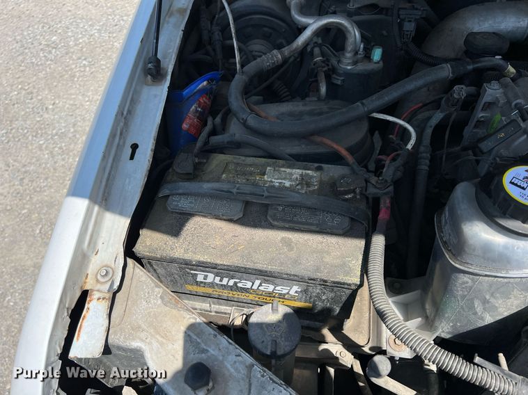 image for item LG9128 2002 Ford F450 Super Duty  tow truck