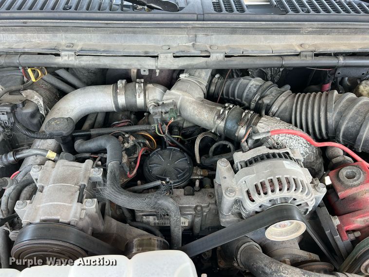 image for item LG9128 2002 Ford F450 Super Duty  tow truck