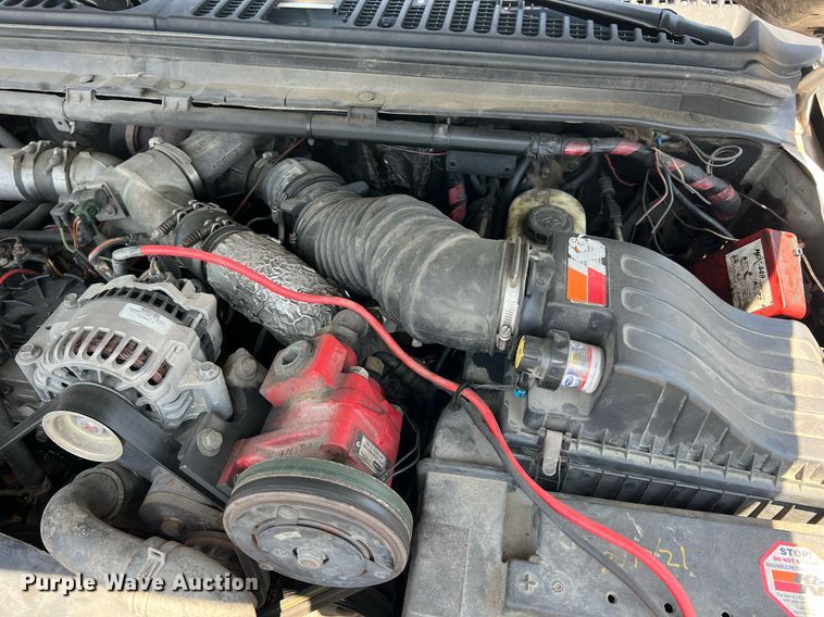 image for item LG9128 2002 Ford F450 Super Duty  tow truck