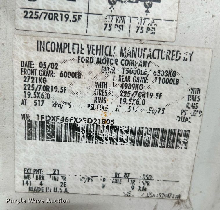 image for item LG9128 2002 Ford F450 Super Duty  tow truck