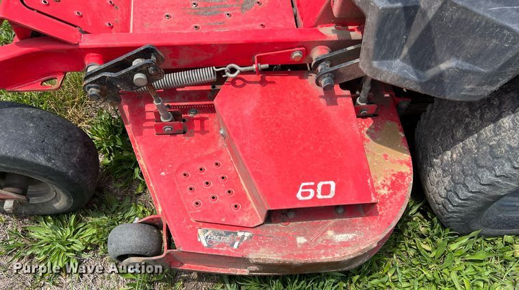 image for item LG9132 Gravely Pro Turn 260  ZTR lawn mower