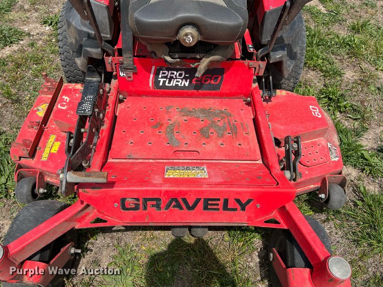 image for item LG9132 Gravely Pro Turn 260  ZTR lawn mower