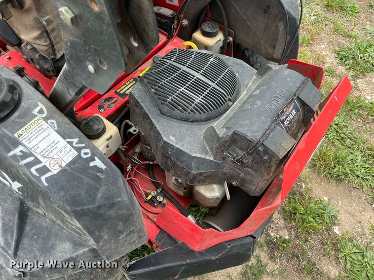 image for item LG9132 Gravely Pro Turn 260  ZTR lawn mower