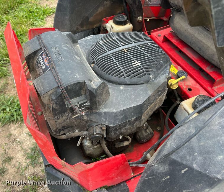 image for item LG9132 Gravely Pro Turn 260  ZTR lawn mower