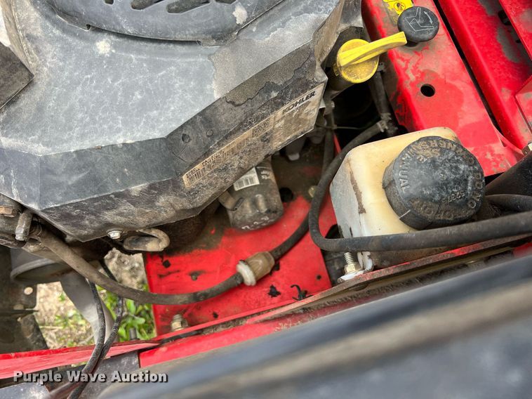 image for item LG9132 Gravely Pro Turn 260  ZTR lawn mower