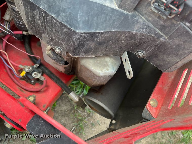 image for item LG9132 Gravely Pro Turn 260  ZTR lawn mower