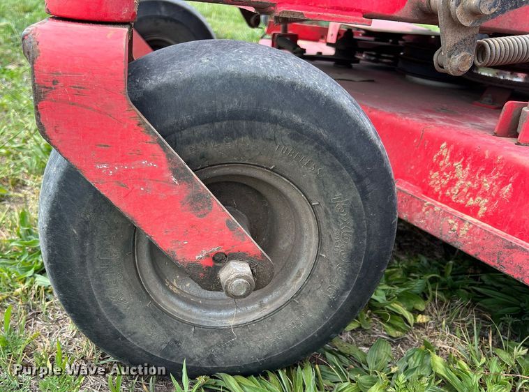 image for item LG9132 Gravely Pro Turn 260  ZTR lawn mower