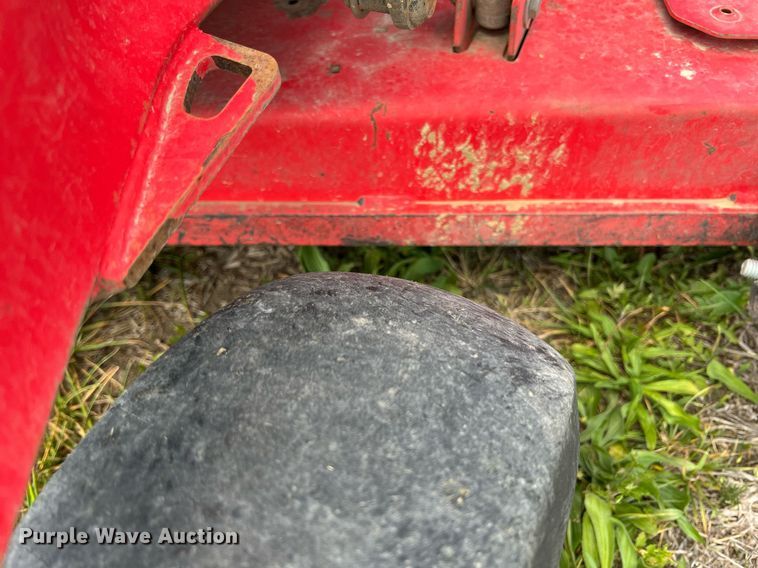 image for item LG9132 Gravely Pro Turn 260  ZTR lawn mower