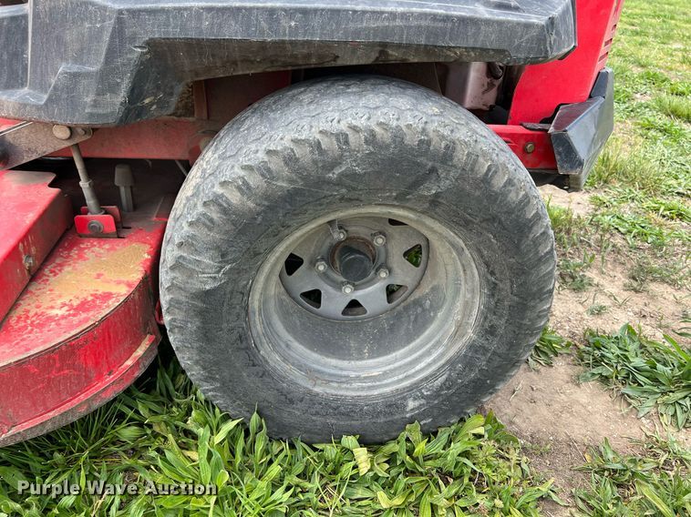 image for item LG9132 Gravely Pro Turn 260  ZTR lawn mower