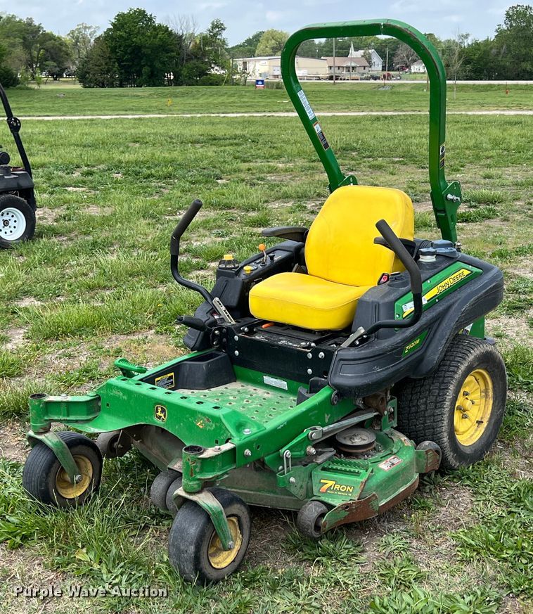 image for item LG9134 John Deere Z920M  ZTR lawn mower