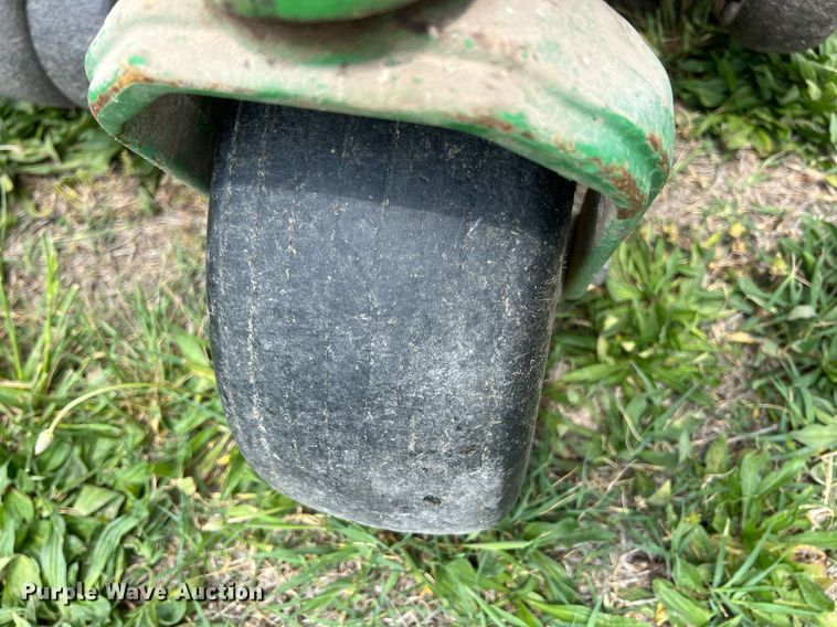 image for item LG9134 John Deere Z920M  ZTR lawn mower