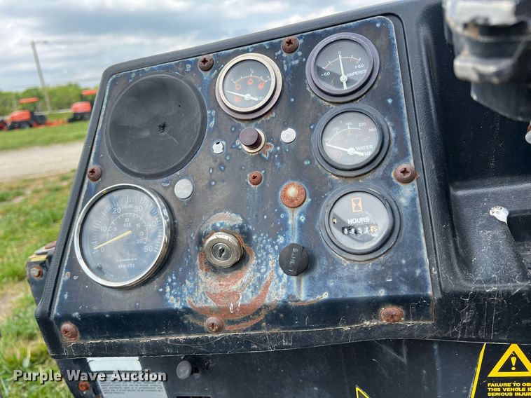 image for item LG9137 (2) Cushman golf carts