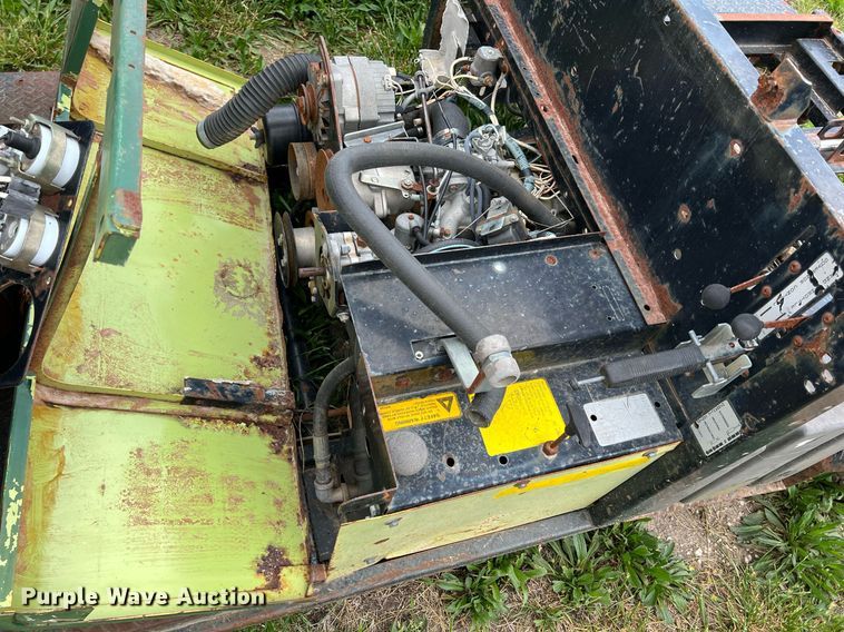 image for item LG9137 (2) Cushman golf carts